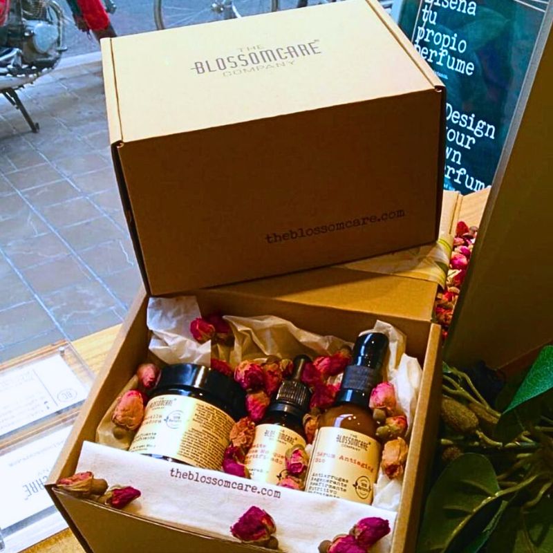 Cajas para cosmética y farmacia 15x12x9,5 BOTES PEQUEÑOS